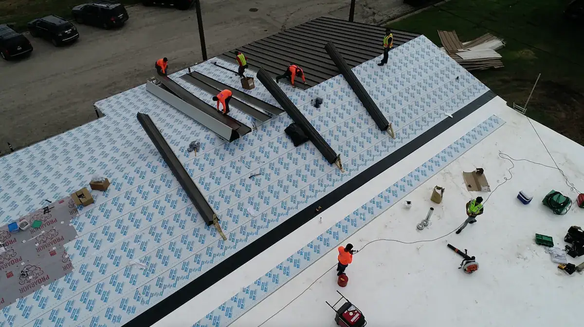 Occupied-Building Roofing Work Plans for Live Facilities / Houston, TX
