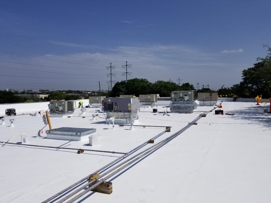 Commercial Roofing for Energy, Oil & Gas Companies / Houston, TX