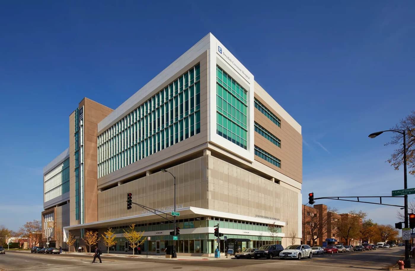 Hospital & Surgery Center Roofing Contractor / Houston, TX