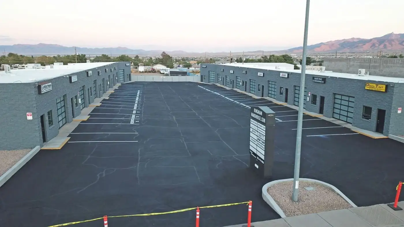 Warehouse & Distribution Roofing Contractors / Houston, TX